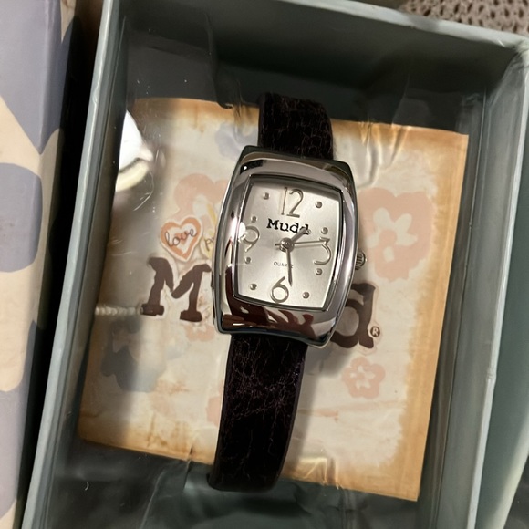 Two new ladies/girls wrist watches by mudd, retail value 24.99 each - Picture 2 of 3